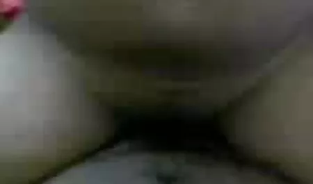 लंबा, पतला लड़की ब्लू मूवी सेक्सी इंडियन एक कामुक निर्माता के साथ एक कास्टिंग में गड़बड़ हो जाता है