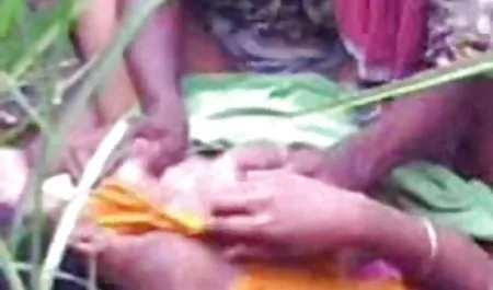मेरी पत्नी मेरे प्रेमी के सेक्सी मूवी हिंदी फिल्म साथ खेल रही है