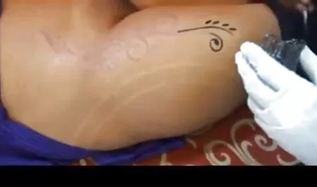 कैपरी कैवानी ने स्नो मेडन के लिए अपनी चूत में उंगली सेक्सी मूवी हिंदी में सेक्सी मूवी की