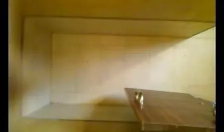 यार एक लड़की fucks और उसके मुँह में सह करने के लिए हिंदी सेक्सी मूवी पिक्चर पूछता है