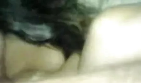 दो दोस्तों ने एक नौकरानी का आदेश दिया और उसके संकीर्ण छेद को फाड़ हिंदी फिल्म सेक्सी एचडी में दिया