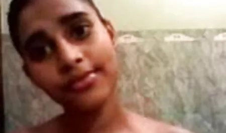 यार एक सेक्सी एशियाई प्रेमिका, भाग हिंदी सेक्सी मूवी वीडियो 2 के साथ अपनी पत्नी को चोदता है