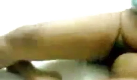 सुंदर श्यामला गोदाम सेक्सी मूवी हिंदी में सेक्सी मूवी में डिक चूसा