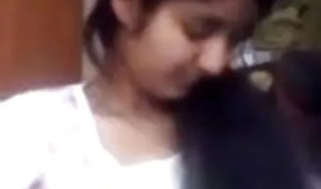 ट्रिनिटी एक महान परिचारिका है। वह न केवल अपने अपार्टमेंट, सभी व्यंजनों को साफ रखती है, बल्कि एक सुंदर शरीर भी है जो हिंदी मूवी का सेक्सी वीडियो अपने पति को खुश करने के लिए हमेशा तैयार रहती है
