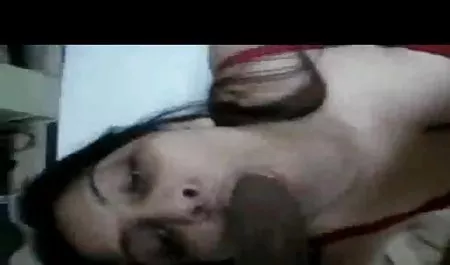 बाल्ड दोस्त गुदा में एक होटल के रिसेप्शनिस्ट को बेकार सेक्सी मूवी हिंदी वीडियो करता है