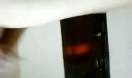 एक साक्षात्कार के दौरान चश्मे में गोरा सुंदर सेक्सी मूवी हिंदी में फुल एचडी रयान
