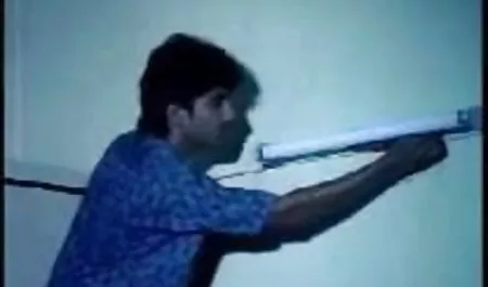 दो मांसल काले आदमी अपने सेक्सी में हिंदी मूवी मोटे लंड के साथ दो गोरे गोरे चोदते हैं