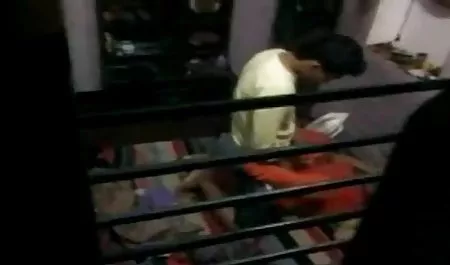 लवली crumbs ऊब गए और उन्होंने यौन संबंध बनाने का फैसला हिंदी सेक्स हॉट मूवी किया