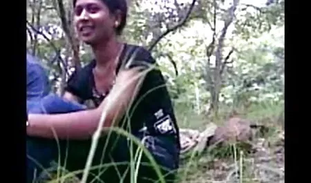विशाल स्तन के साथ परिपक्व कुतिया खुद को सहलाती है और मुर्गा सेक्सी फुल फिल्म चूसती है