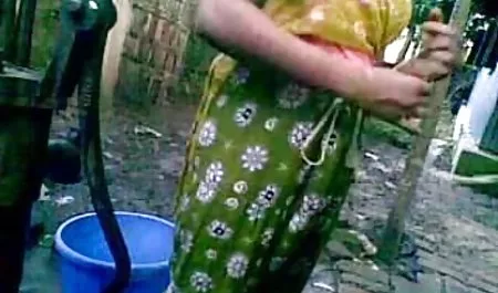 युवा रेडहेड बेब एक गैंगबैंग में पुरुषों के सेक्सी हिंदी एचडी फुल मूवी वसा मुर्गा सदस्यों को बेकार है