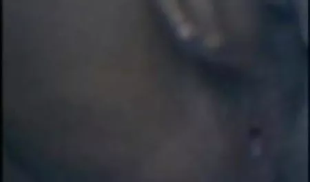 एक सेक्सी हिंदी वीडियो फुल मूवी रूसी सौंदर्य के लिए assfucking