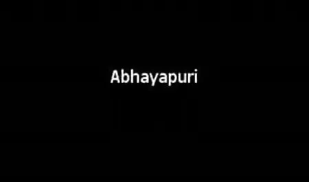 गंजा आदमी सेक्सी मूवी फुल सेक्सी मूवी सेक्सी गोरा और चुदाई की मीठी चूत चाटता है