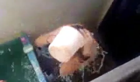 परिपक्व busty महिला गुदा हिंदी मूवी सेक्सी में एक सेक्सी पुरुष द्वारा गड़बड़ हो जाता है