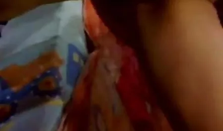 आदमी ने एक योनी में एक श्यामला और उसके चेहरे पर सेक्सी मूवी हिंदी मूवी सह गड़बड़ कर दिया