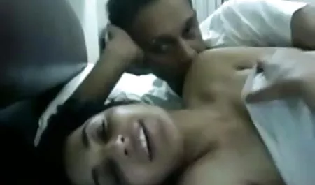 चिंतित श्यामला Frenchwoman एक सेक्सी हिंदी मूवी सेक्सी सह कार्यकर्ता द्वारा गुदा गड़बड़ हो जाता है