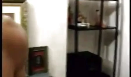 कुतिया ने अपनी प्रेमिका को अपनी चूत को सेक्सी मूवी हिंदी एचडी सहलाते हुए देखा