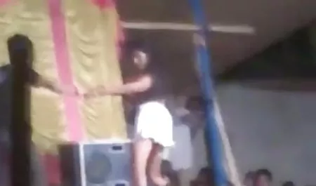 गर्म हिंदी सेक्सी एचडी मूवी और सख्त गुदा मैथुन