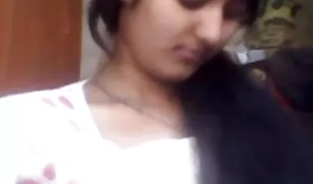 लस्टफुल सेक्सी हिंदी फुल मूवी लेस्बियन डॉक्टर से अपने गुदा से एक वस्तु प्राप्त करने के लिए कहती है