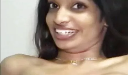 एक आदमी सुबह-सुबह काम से पहले एक सेक्सी फिल्म हिंदी फुल एचडी युवा गोरा को चोदता है
