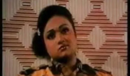 तीन unrealistically सुंदर, युवा लड़कियां एक सेक्सी फुल फिल्म सेक्सी दूसरे की प्यारी बिल्ली चाट चाट मोटी dildos लेने के क्रम में उनके साथ गुदा छेद करने के लिए
