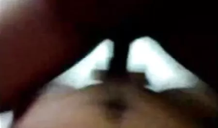 भावुक श्यामला अमारा रोमानी सेक्सी फिल्म वीडियो फुल एक विशाल, काली डिक निगलती है