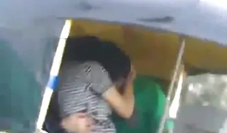 एक गोल-मटोल गधे और एक गर्म हिंदी सेक्स वीडियो मूवी एचडी पुरुष के साथ सुंदर श्यामला