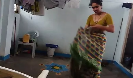 मॉम छीन कर खुद को चोदने के लिए मजबूर हो गई एचडी मूवी सेक्सी