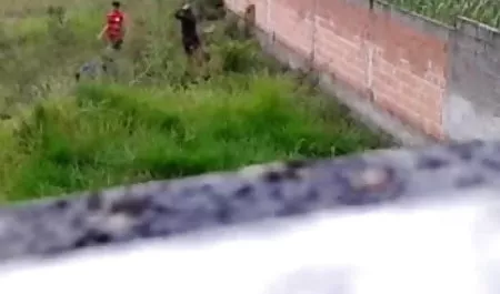दो लड़कियों को उनके शरीर सेक्सी मूवी वीडियो हिंदी में का आनंद मिलता है
