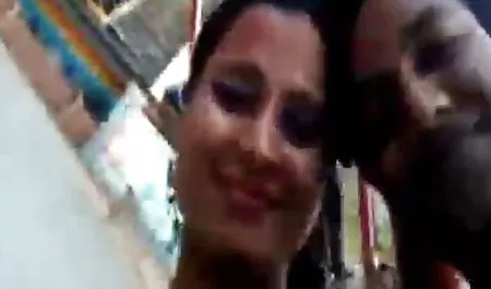 छोटे कुतिया के साथ सींग हिंदी में सेक्सी मूवी वीडियो में का बना कुतिया उसे बिल्ली