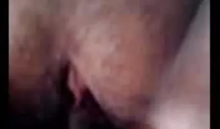 टैटू वाली सुंदरता दो लंड चूसती है हिंदी मूवी वीडियो सेक्सी