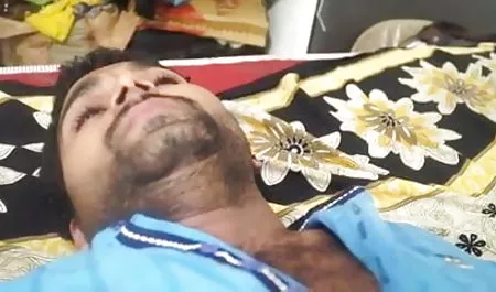 परिपक्व busty श्यामला युवा युगल सुंदर सेक्सी फिल्म मूवी में गुदा सेक्स सिखाता है