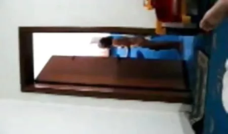 क्लब में blowjob कर रही लड़की हिंदी वीडियो सेक्सी फुल मूवी