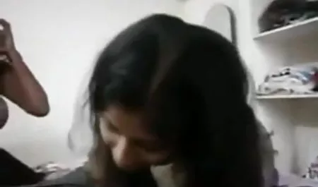 आदमी हिंदी सेक्सी पिक्चर फुल मूवी वीडियो ने दो bitches के गुदा में गड़बड़ कर दिया
